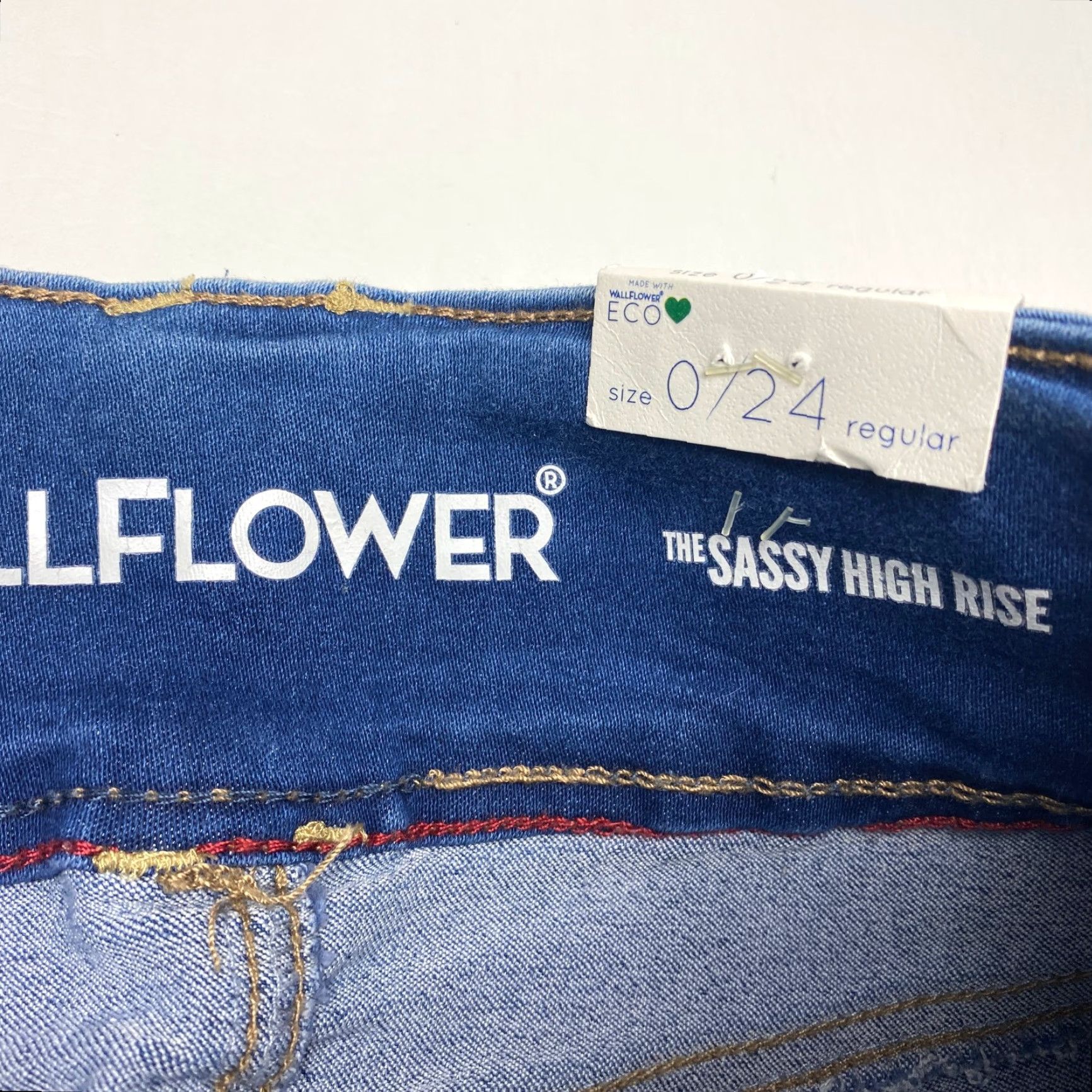 Vintage VINTAGE Wallflower Jeans The Sassy High Rise Skinny Stretch Waist Womens Size 0/24 Size 25" / US 0 / IT 36 - 5 Thumbnail