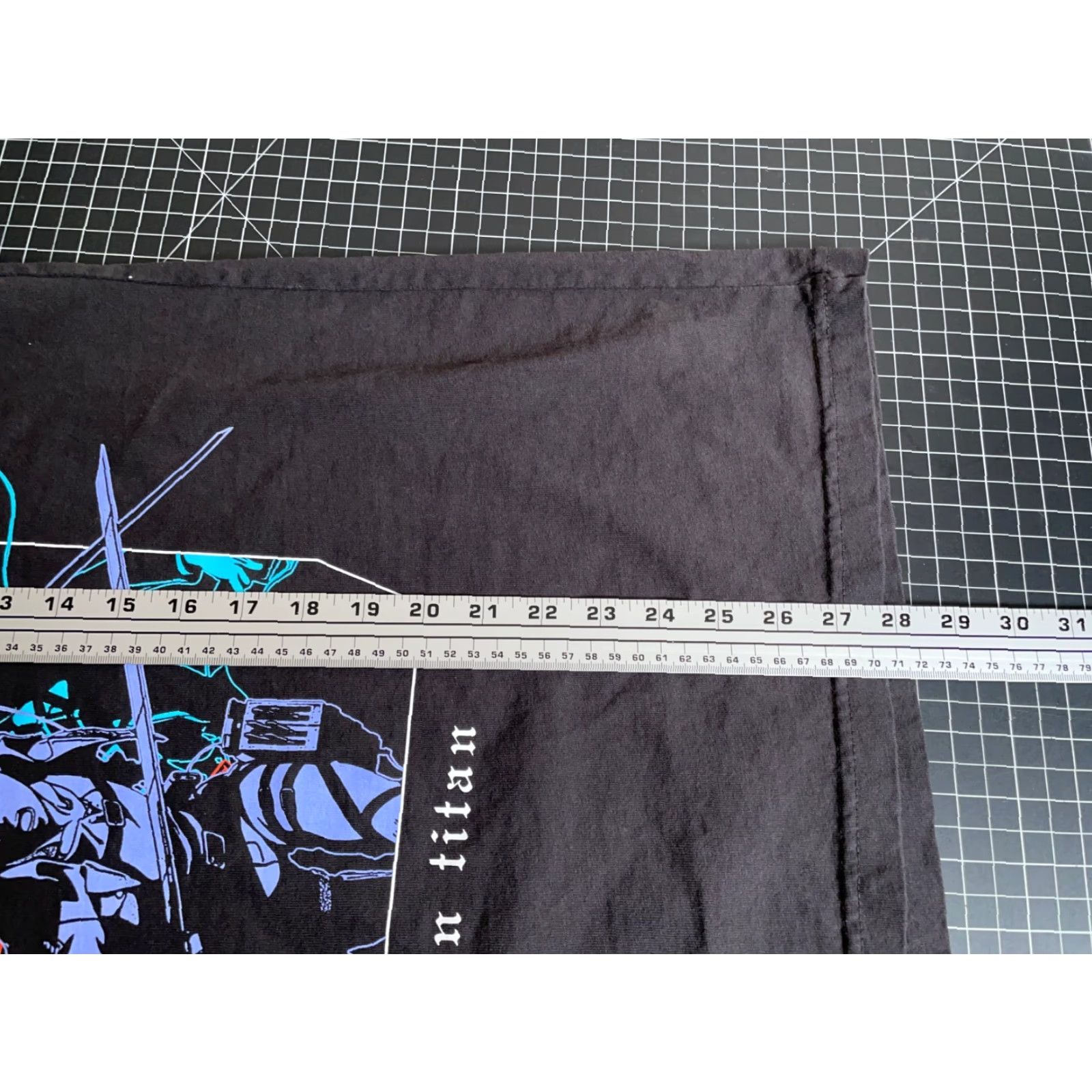 100 Thieves 100 Thieves Attack on Titan T-Shirt Adult Large Black Graphic Print Double-Sided Anime Mens Size US L / EU 52-54 / 3 - 6 Thumbnail