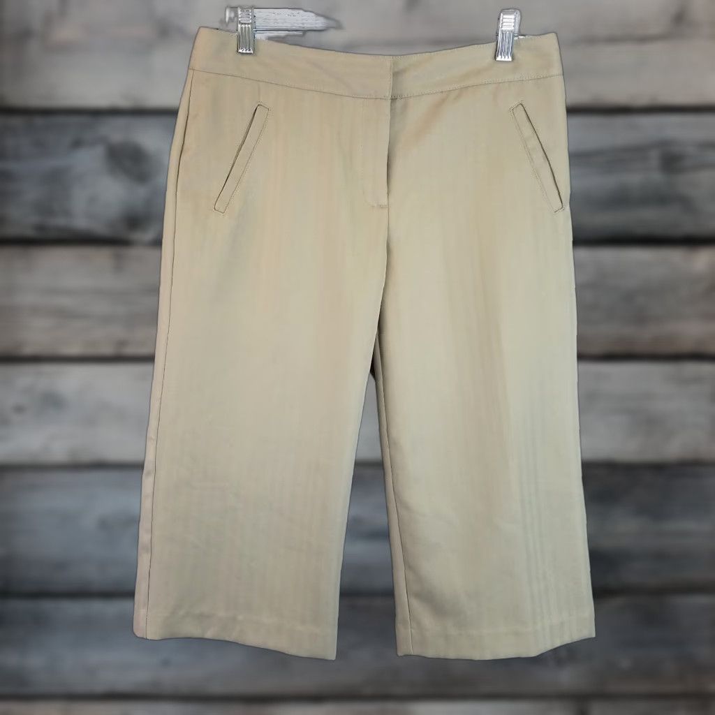 Izod VINTAGE IZOD XFG Womens Capri Pants Sz 6 Tan Mid Rise Polyester Crop Capris Womens 6 Brown Capris Mens? Size 28" / US 6 / IT 42 - 1 Thumbnail