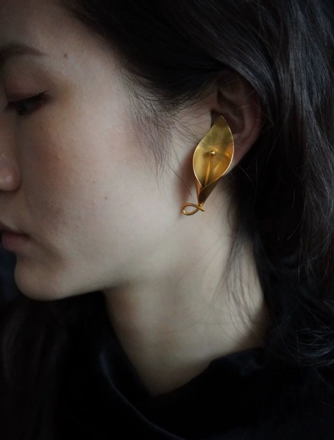 Kenzo Kenzo 1980s Rare Calla Lily Earclips Size ONE SIZE - 1 Thumbnail