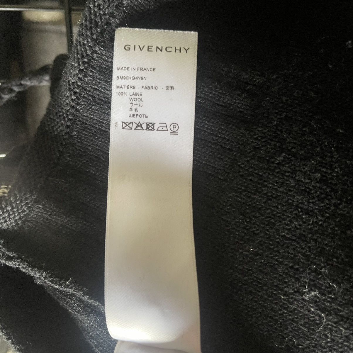 Givenchy Givenchy wool padlock cardigan Size US S / EU 44-46 / 1 - 10 Thumbnail