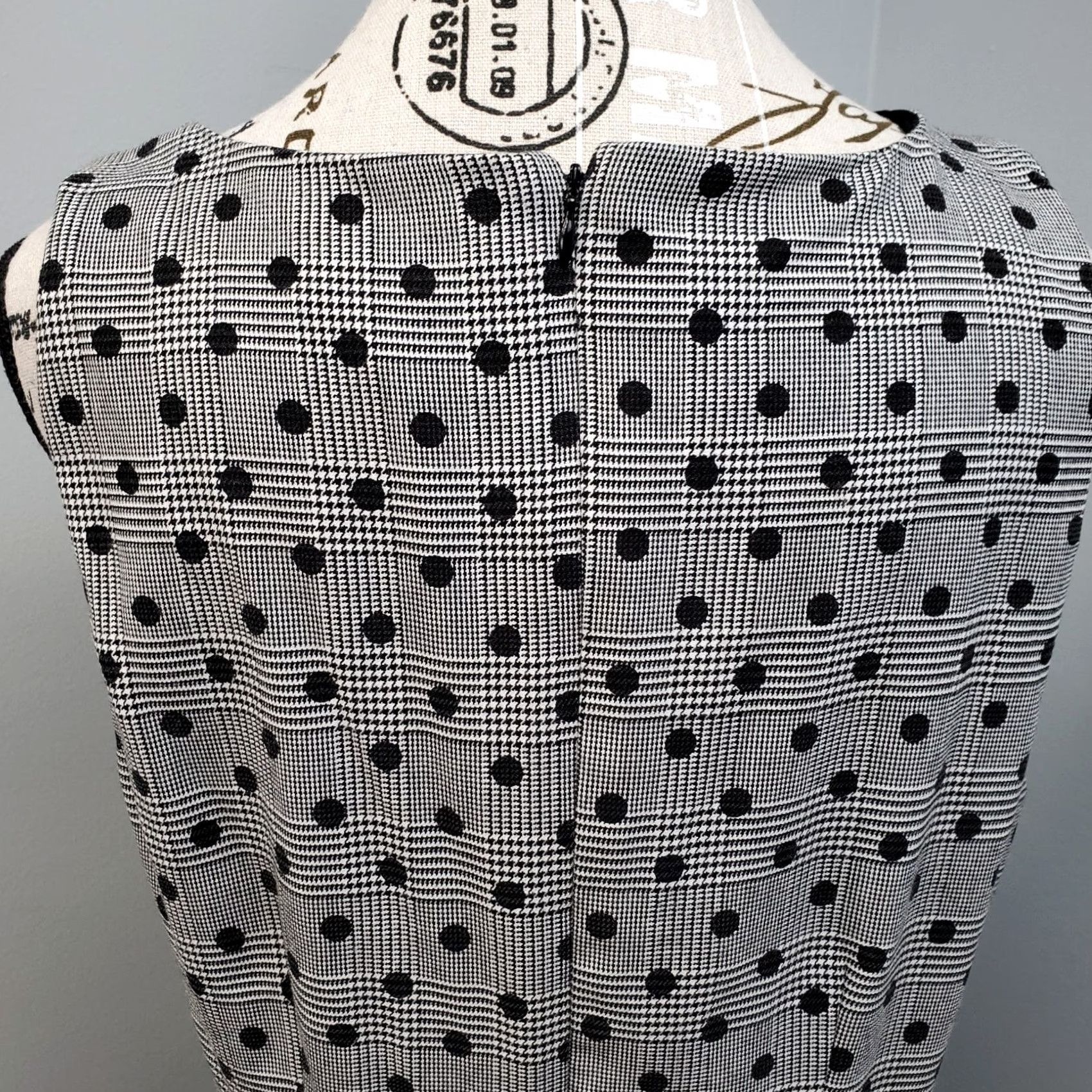 Vintage Elle Brand Fit & Flare Dress Womens Size 12 Black White Glen Plaid Polka Dot Back Zip Midi Sleeveless Spring Summer Casual Womens Size XL / US 12-14 / IT 48-50 - 6 Thumbnail