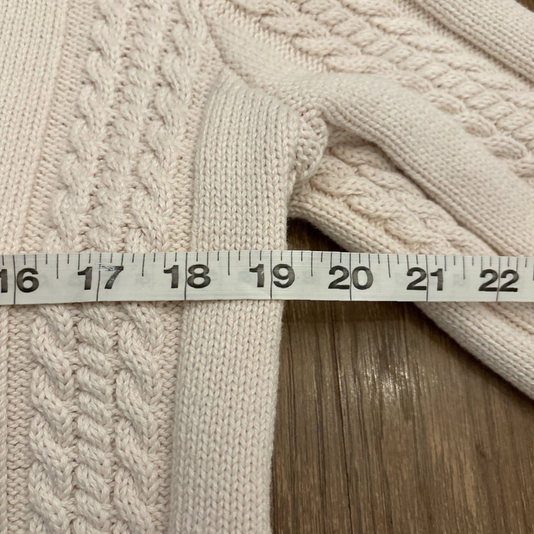J.Crew J.CREW Heritage Cotton Cardigan Sweater Men L White Cauliflower White EUC Brand Mens Regular Knit Crew Neck Long Sleeve Vintage: No Size US L / EU 52-54 / 3 - 7 Thumbnail