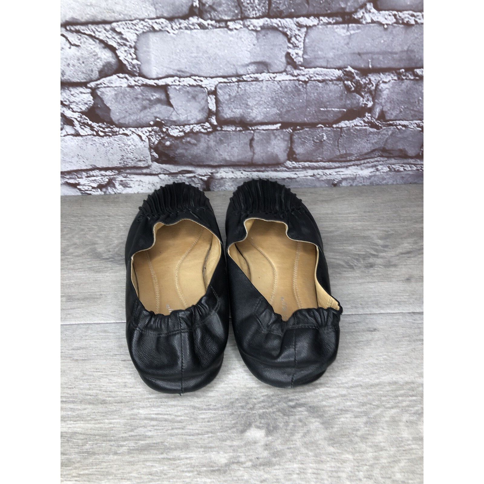 Chocolate Chocolate Blu CAM2 Black Pleated Leather Ballet Flats Shoes Size US 8 / IT 38 - 6 Thumbnail