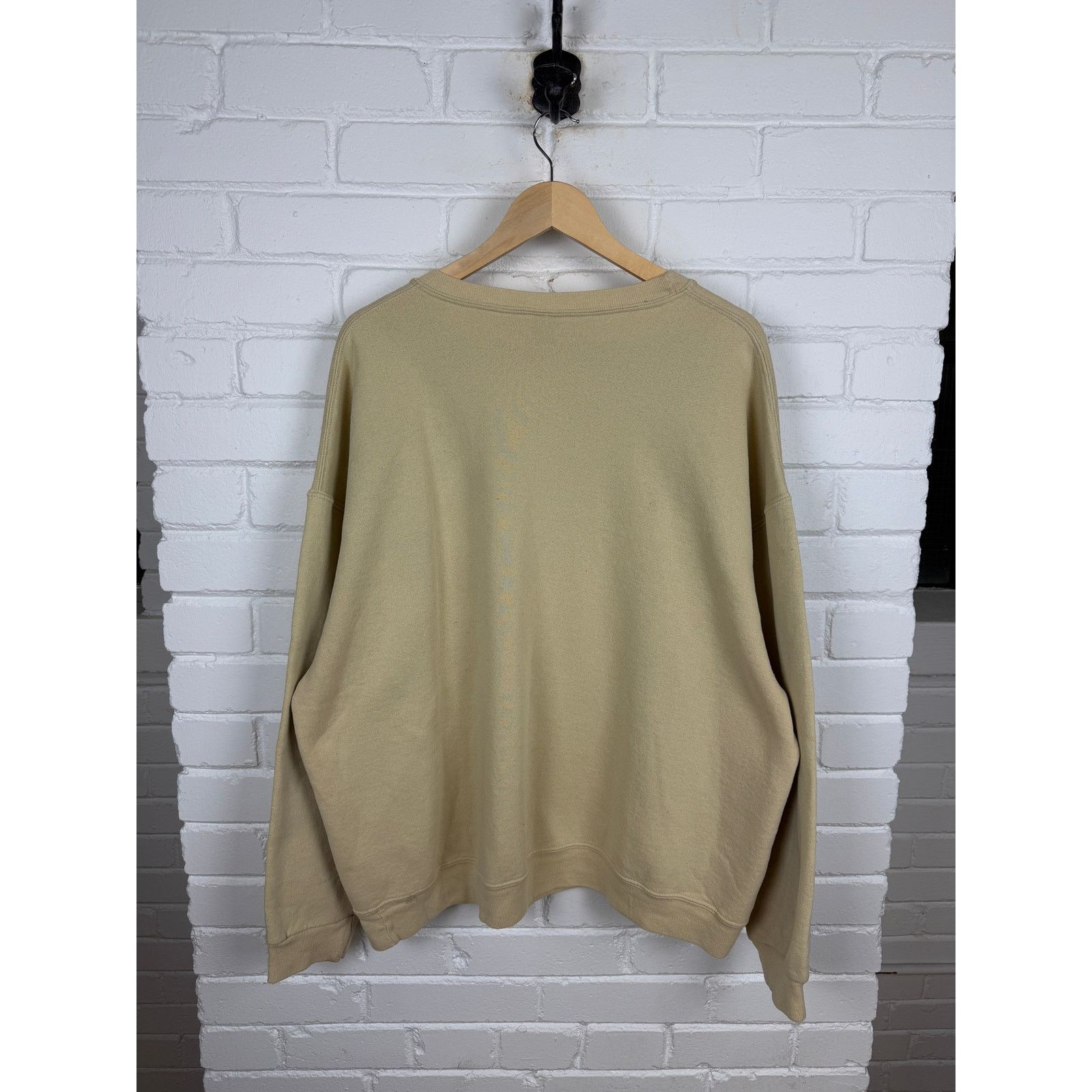 Vintage Russell Athletic Boxy Blank Crewneck Sweatshirt XXL Cream Size US XXL / EU 58 / 5 - 2 Thumbnail