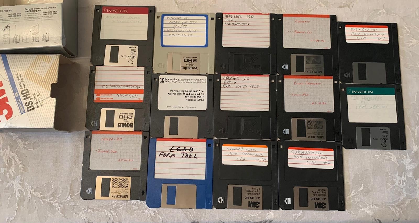 Other 13+ Vintage PC Floppy Disk and CDs. Various Applications Size ONE SIZE - 1 Preview