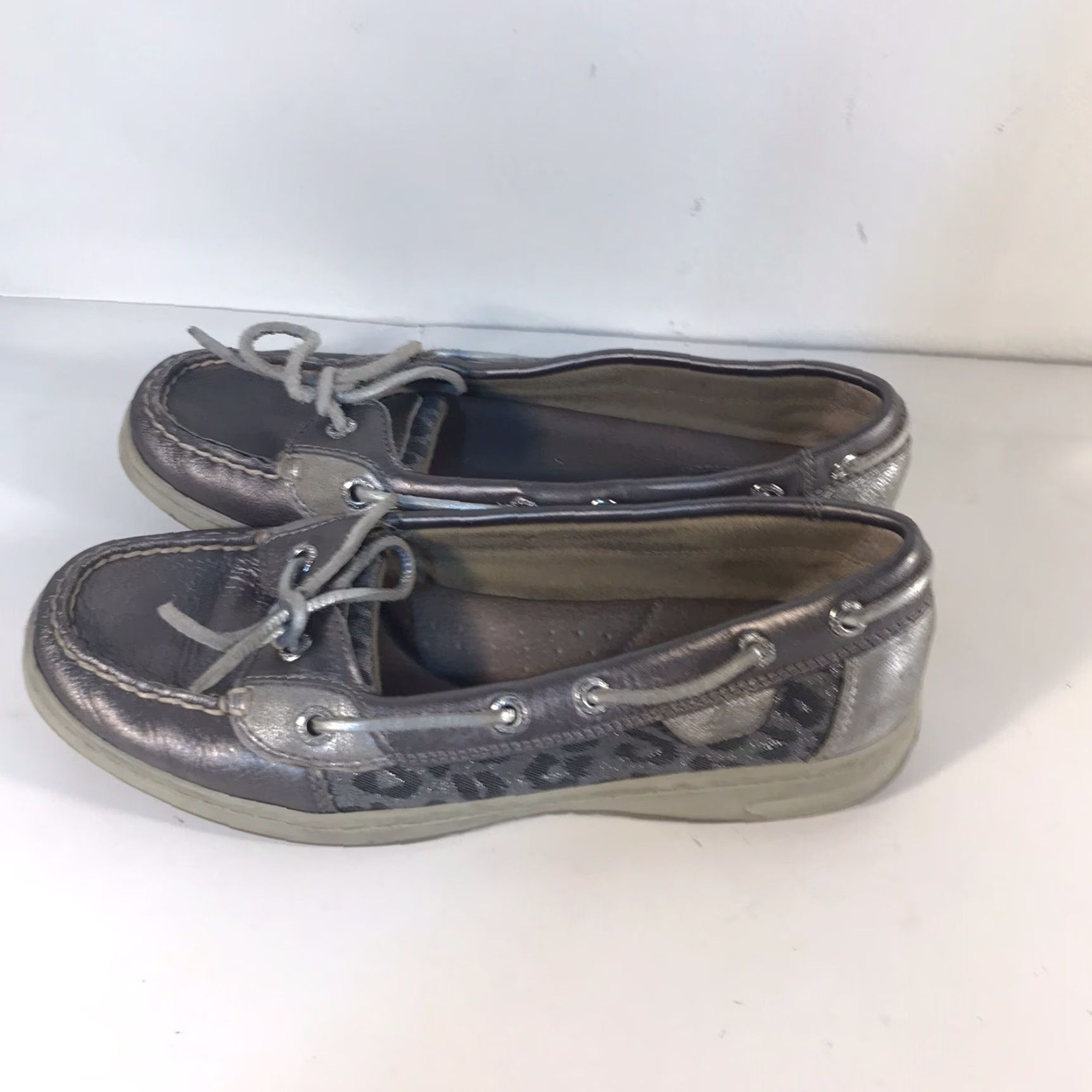 Sperry Sperry Top Sider Silver Leather Slip Ons Womens 7.5 Slip-On Animal Print Glitter Logo Cushioned Size M / US 6-8 / IT 42-44 - 3 Thumbnail