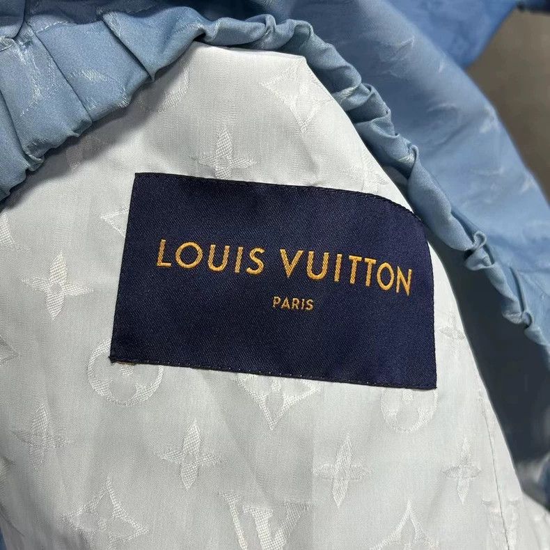 Louis Vuitton Louis Vuitton Blue sky and white clouds printed full patte Size US M / EU 48-50 / 2 - 4 Thumbnail