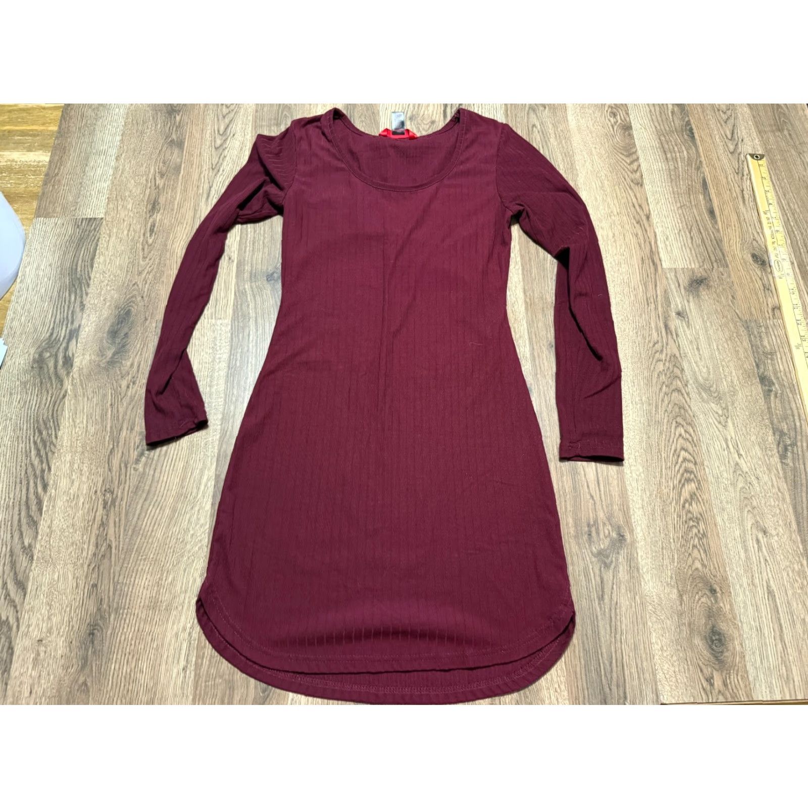 Vintage Hot Kiss Shirt Dress Women’s Medium Red Long Sleeve Midi Solid Knit Polyester Casual Fall Spring Summer Size M / US 6-8 / IT 42-44 - 2 Thumbnail