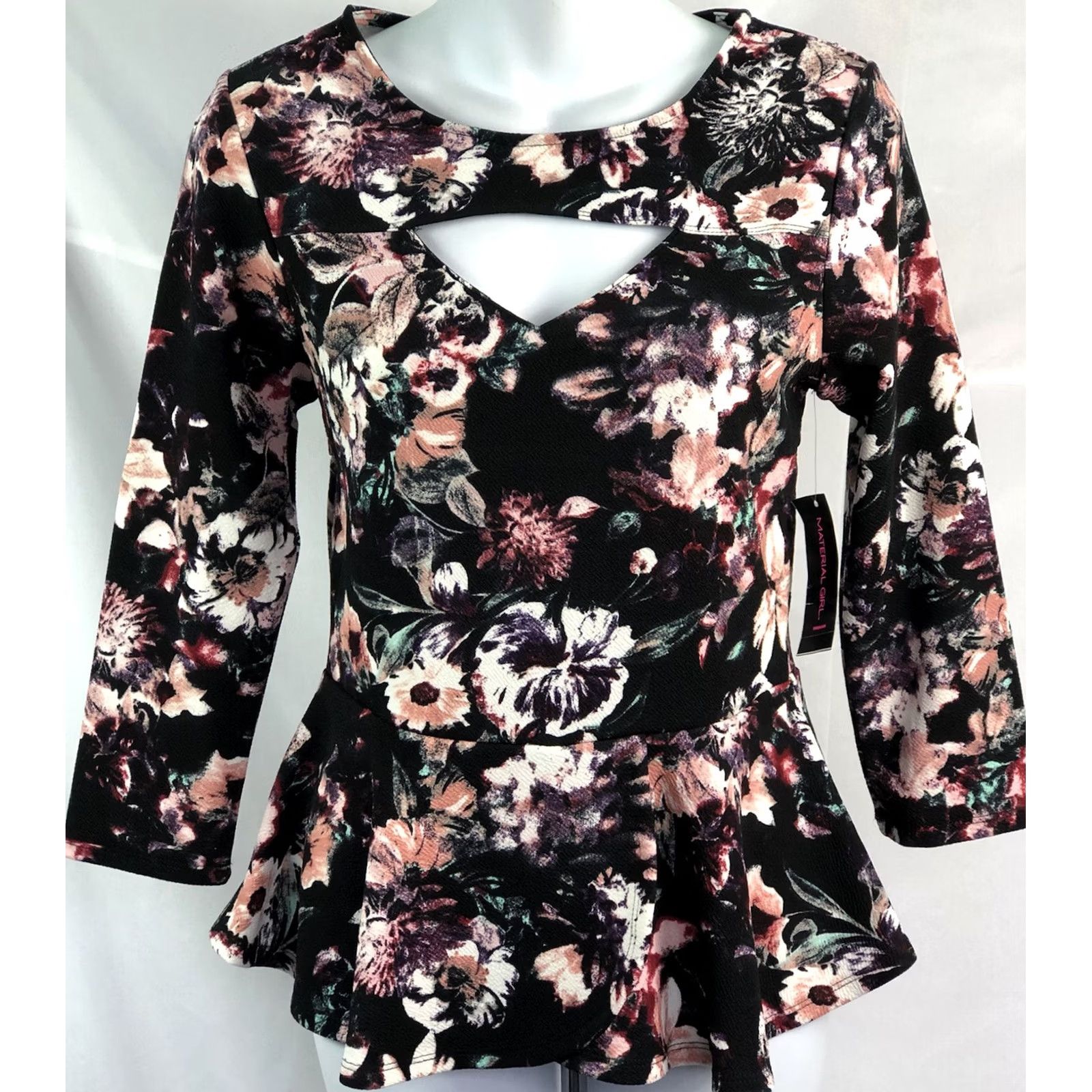 Vintage NWT Material Girl Top L Jrs Blk/Peach Cut Out Front/Back 3/4 Sleeves Ruffle Hem Blouse Women Juniors White/Peach Black NWT Size L / US 10 / IT 46 - 2 Thumbnail
