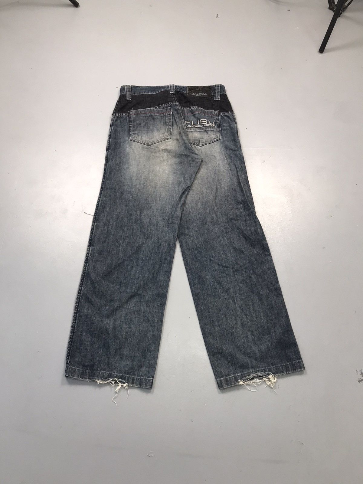 Fubu Vintage Fubu damaged denim Size US 32 / EU 48 - 2 Thumbnail