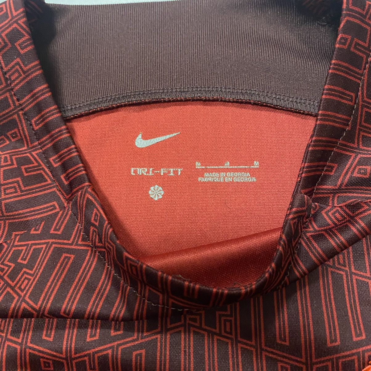 Nike Liverpool FC 2022-2023 Training Shirt Size M Football Jersey Size US M / EU 48-50 / 2 - 6 Thumbnail