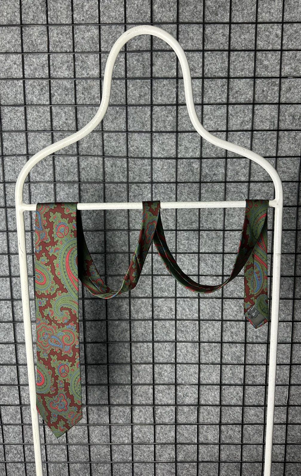 Ermenegildo Zegna Ermenegildo Zegna Vintage Paisley Pattern Silk Tie Size OS Size ONE SIZE - 1 Thumbnail