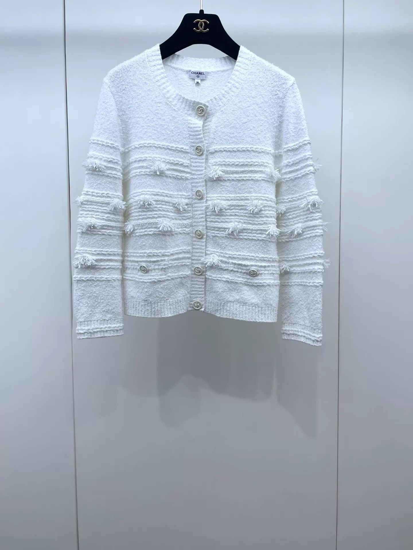 Chanel Chanel Flower Tassel Knit Cardigan 36 97 New Size XS / US 0-2 / IT 36-38 - 1 Thumbnail