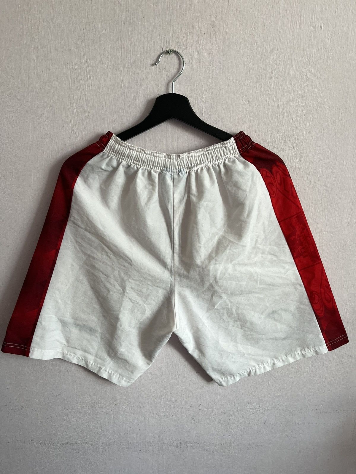 Vintage Vintage Umbro 1996/1998 Manchester United Football Shorts Size US 32 / EU 48 - 6 Thumbnail