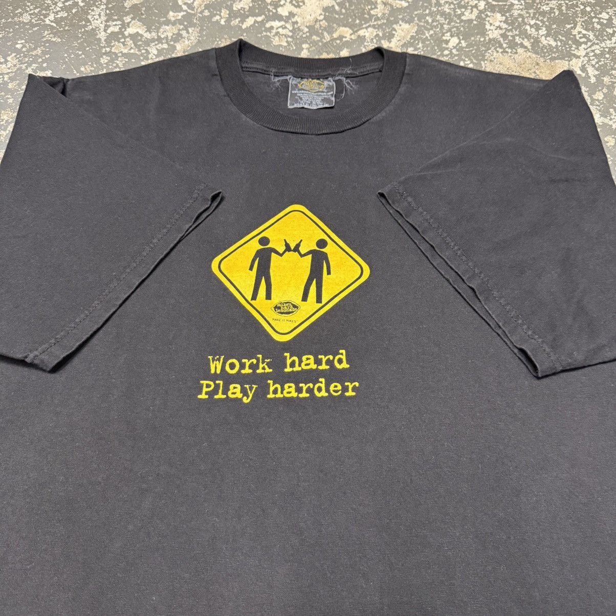 Vintage Vintage Work Hard Play Harder Mikes Hard Lemonade Beer 90s Size US XL / EU 56 / 4 - 3 Thumbnail
