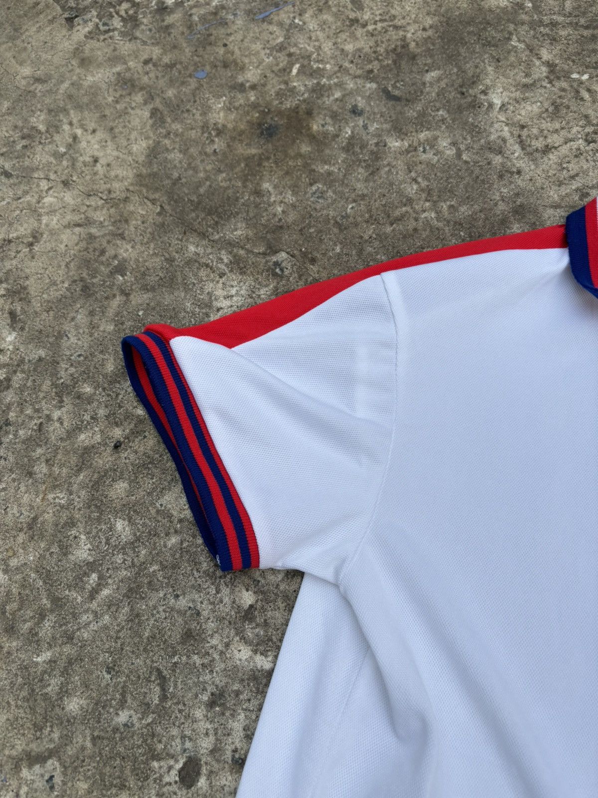 Vintage England National Team Retro Replicas Soccer Jersey Size US M / EU 48-50 / 2 - 7 Thumbnail