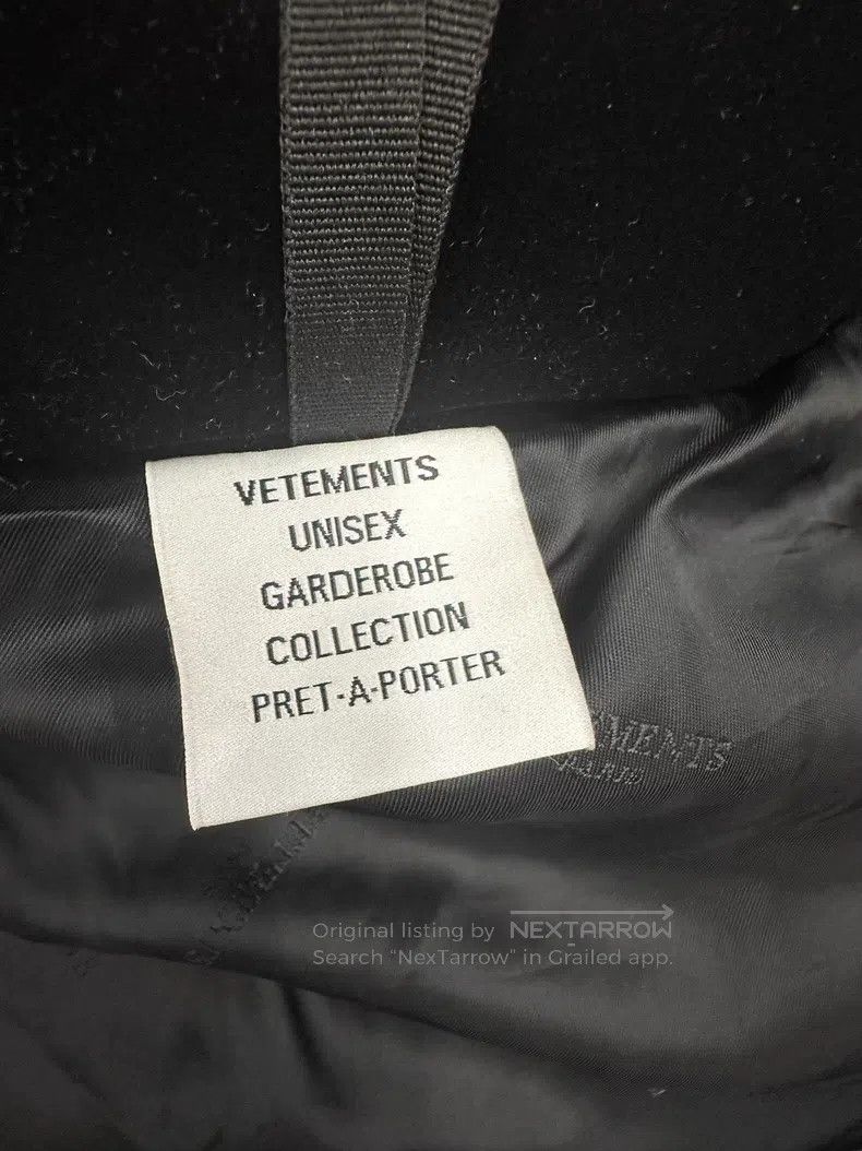 Vetements Vetements Black velvet hot-drilled down jacket Size US S / EU 44-46 / 1 - 3 Thumbnail