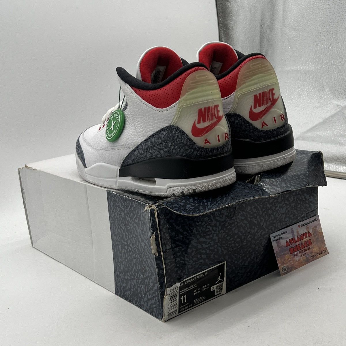 Jordan Brand Air Jordan 3 denim fire red Size US 11 / EU 44 - 4 Thumbnail