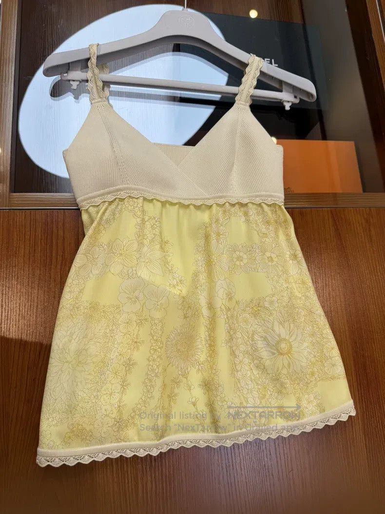 Hermes Hermes Silk Lace Camisole, Beige with Yellow Floral Print Size XS / US 0-2 / IT 36-38 - 1 Thumbnail