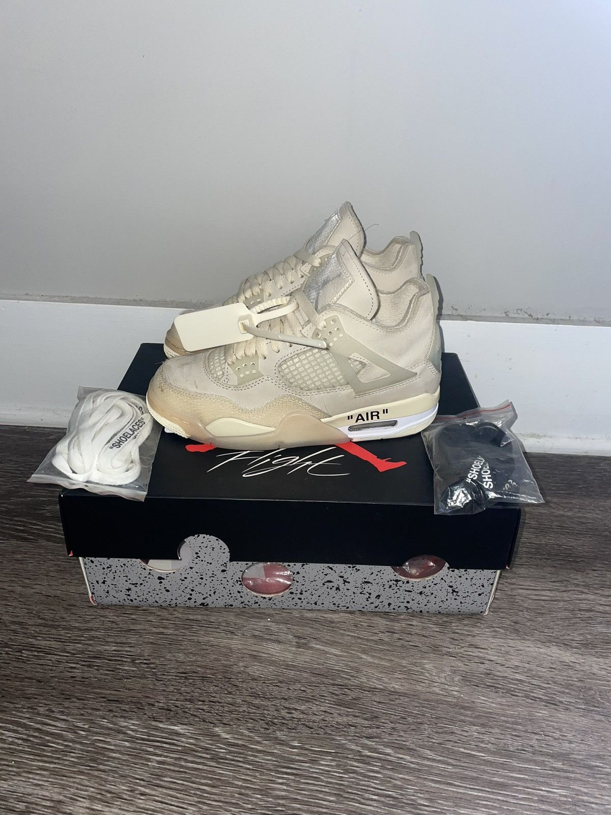 Jordan Brand × Off-White Air Jordan 4 x Off White Sail Size US 5 / IT 35 - 5 Thumbnail