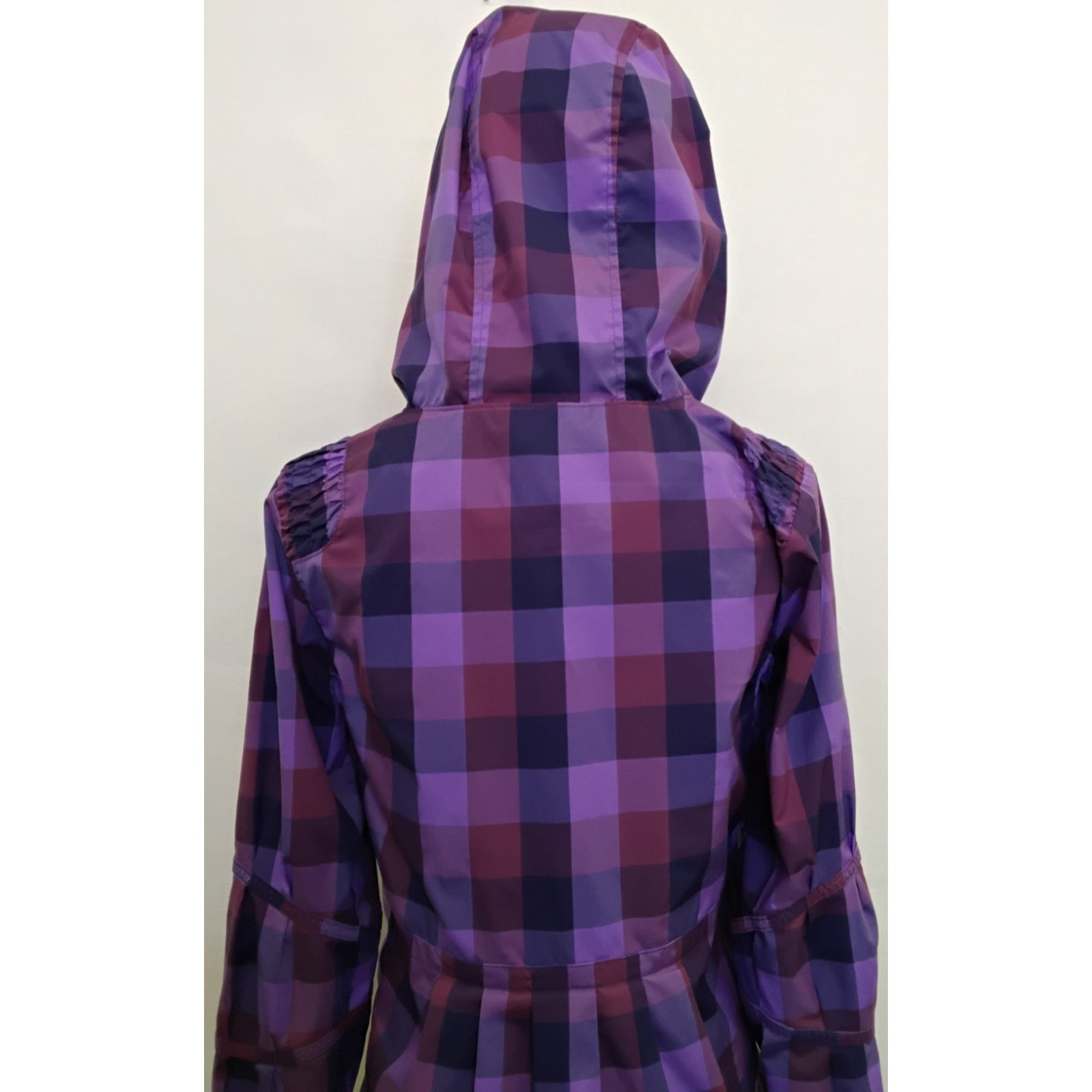 Lululemon Lululemon Light Weight Jacket Women's S Purple/Pink Plaid Size S / US 4 / IT 40 - 6 Thumbnail