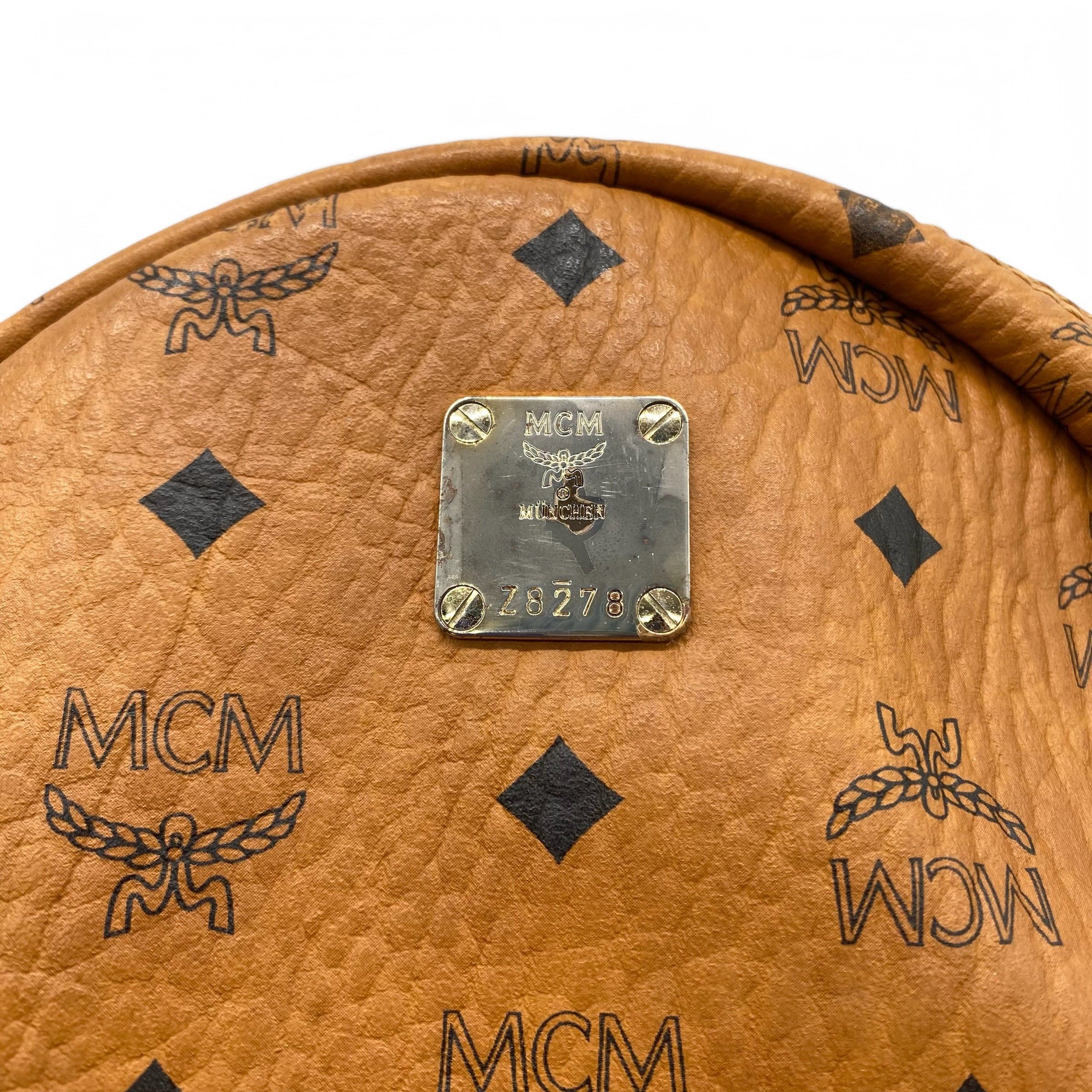 MCM MCM Visetos Side Studs Backpack Small Cognac Size ONE SIZE - 3 Thumbnail
