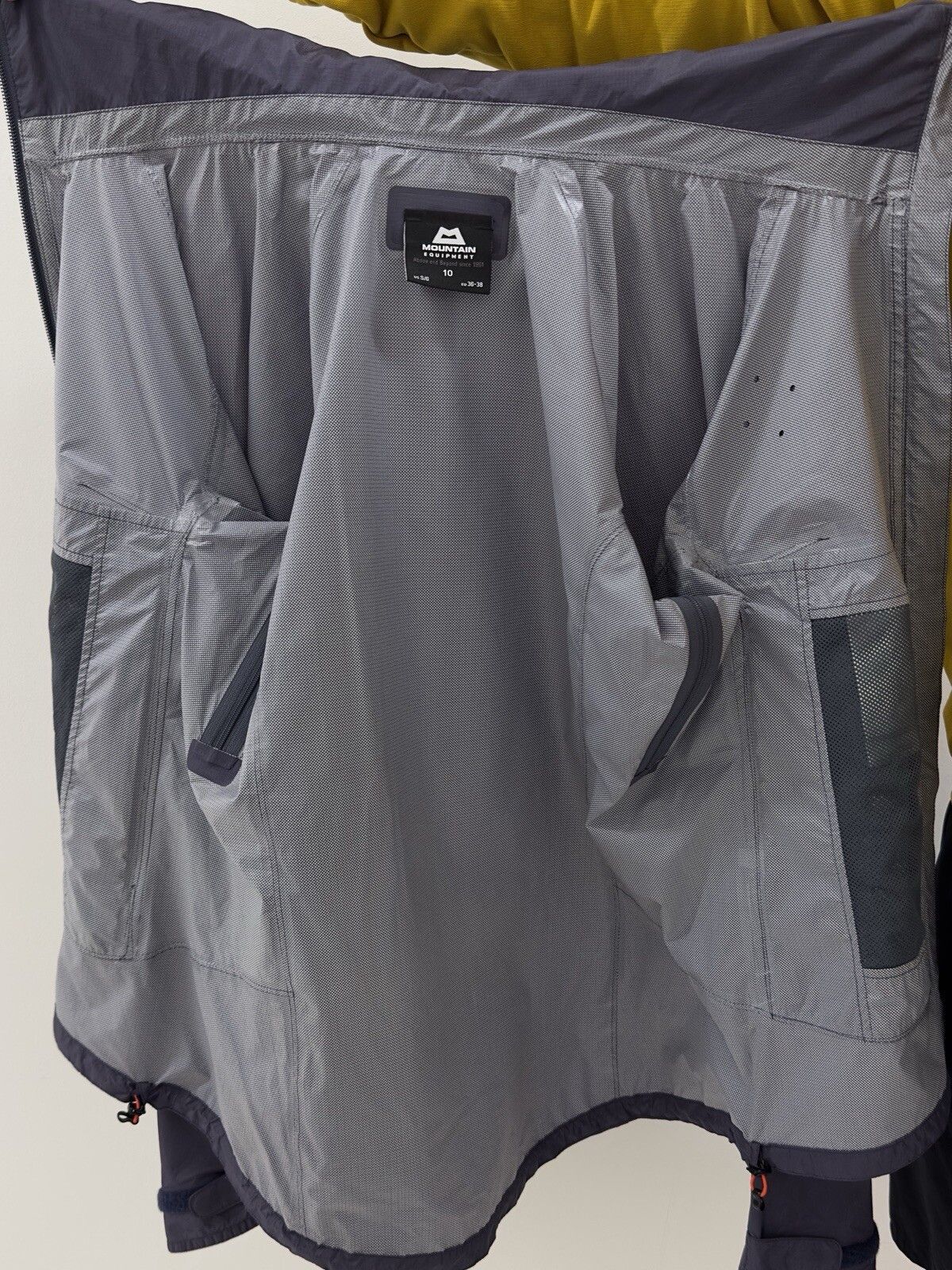 Mountain Equipment Mountain Equipment Womens Aeon Jacket Hiking Waterproof Size L / US 10 / IT 46 - 10 Thumbnail