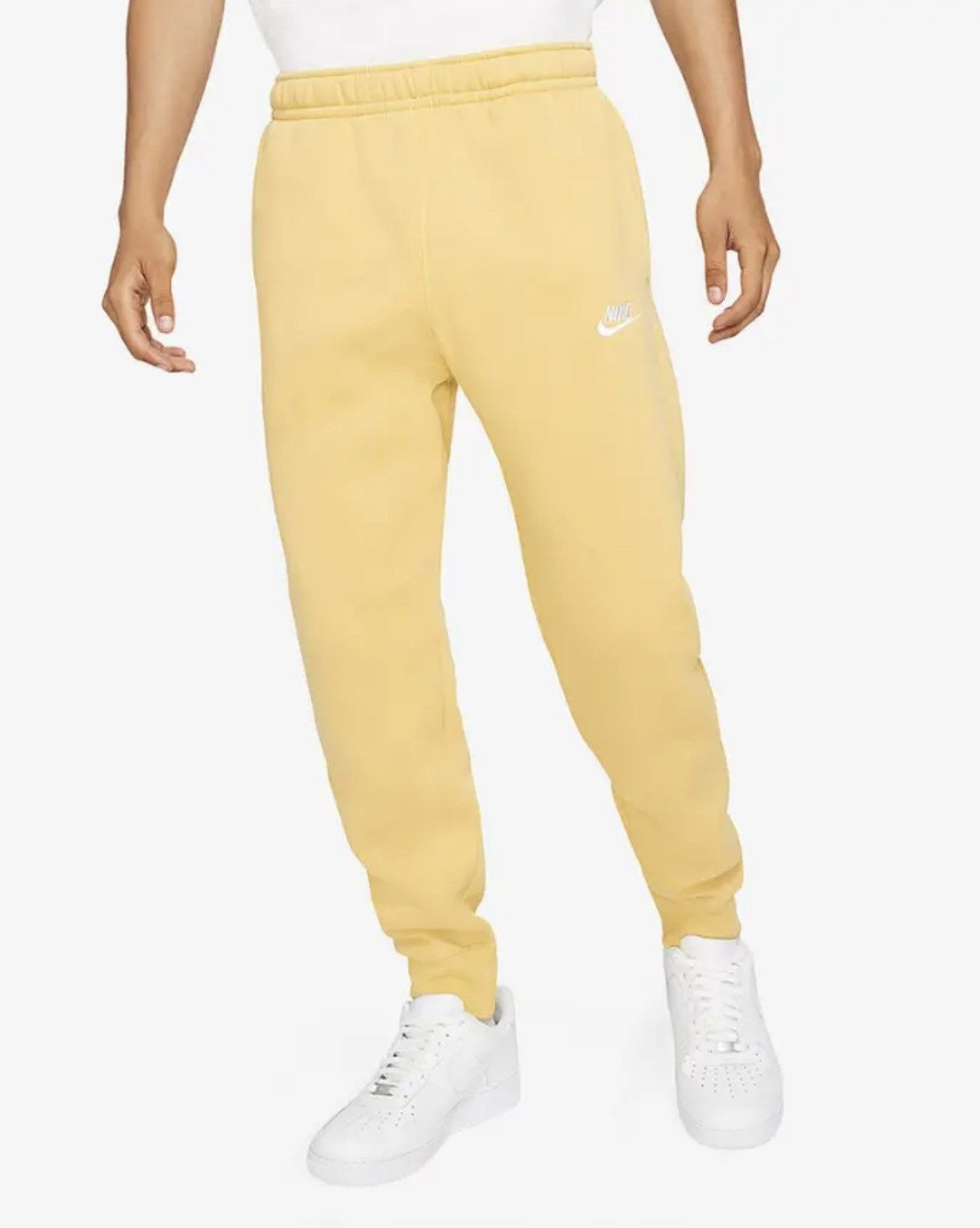 Nike Nike Sportswear Club Fleece Jogger Pants Yellow Size US 34 / EU 50 - 1 Thumbnail