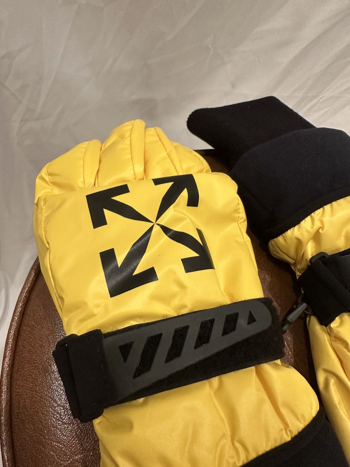 Off-White OFF WHITE GLOVES Size ONE SIZE - 4 Thumbnail