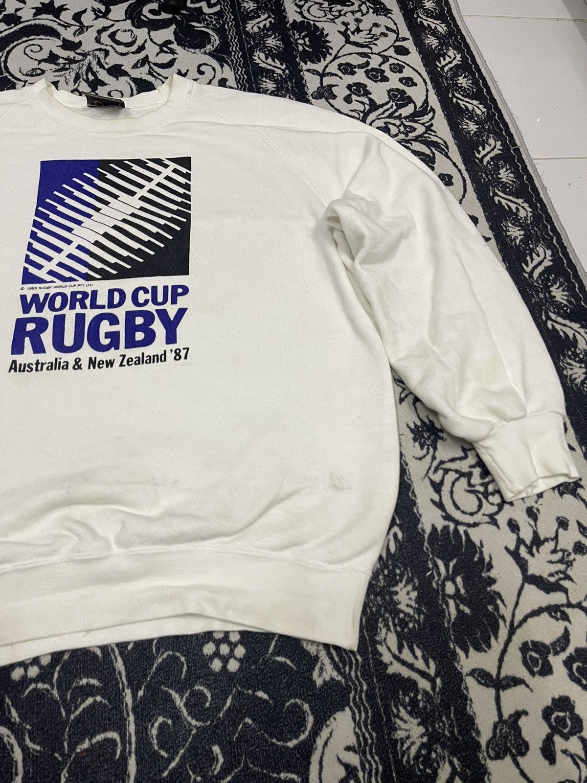 Canterbury of New Zealand 1985 CANTERBURY OF NEW ZEALAND RUGBY WORLD CUP CREWNECK Size US S / EU 44-46 / 1 - 5 Thumbnail