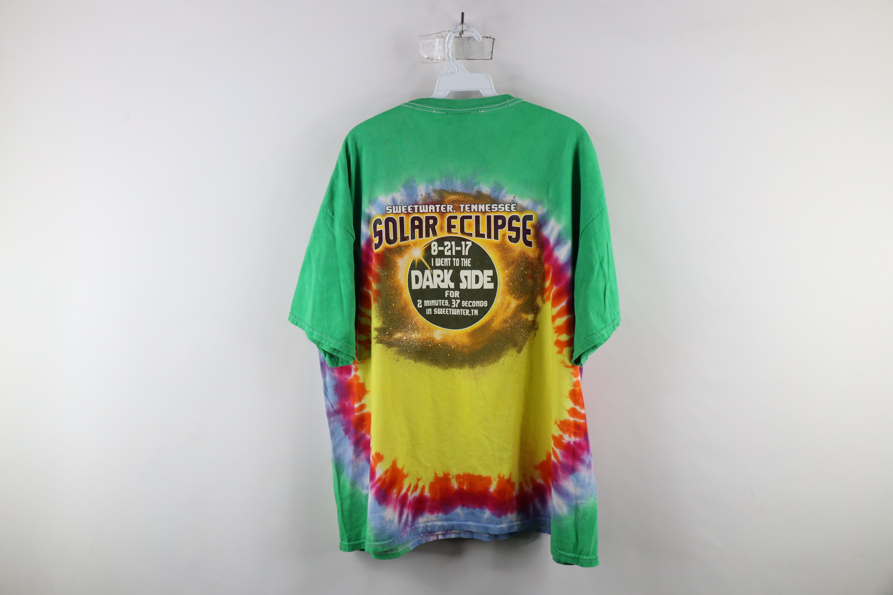 Vintage Vintage Y2K Tie Dye 2017 Solar Eclipse Tennessee T-Shirt Size US XXL / EU 58 / 5 - 9 Thumbnail