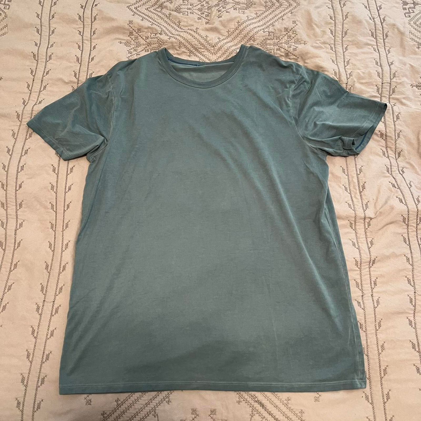 Lululemon Lululemon blue shirt Size US L / EU 52-54 / 3 - 1 Thumbnail