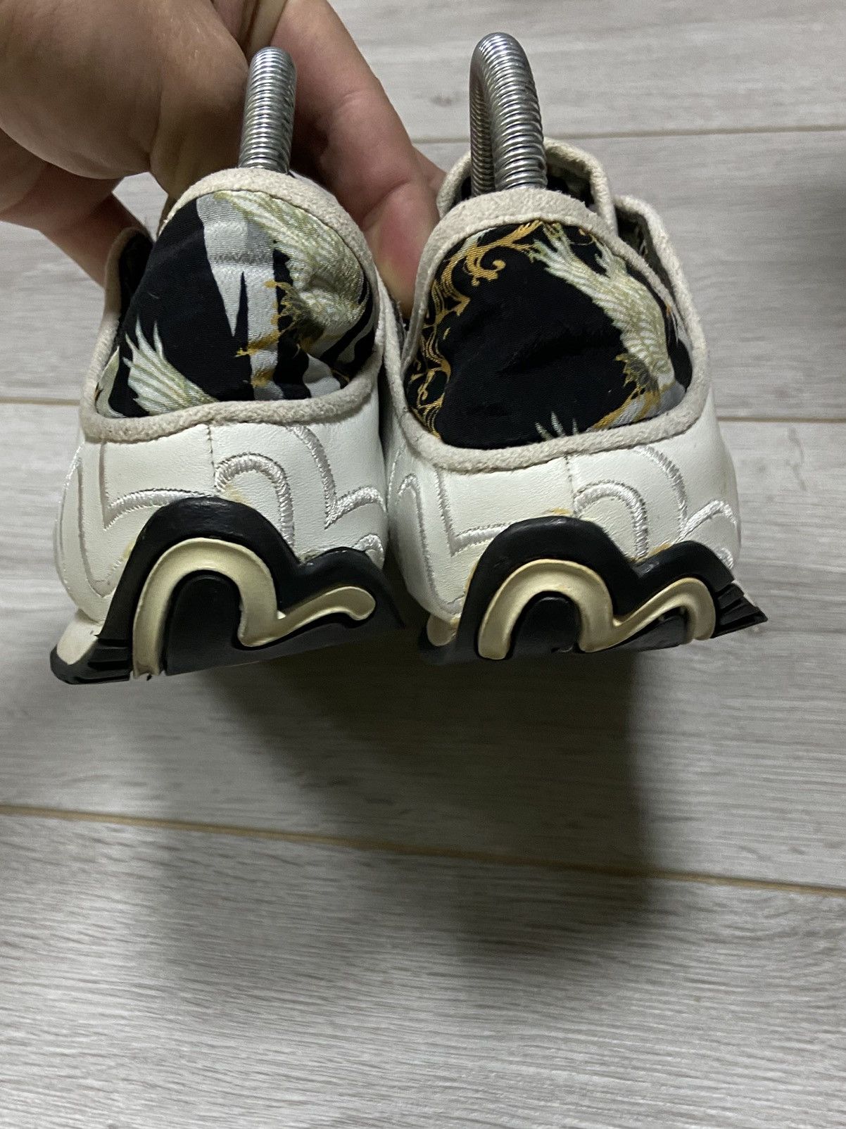 Evisu Evisu monogram big logo sneakers low top Size US 7 / EU 40 - 3 Thumbnail