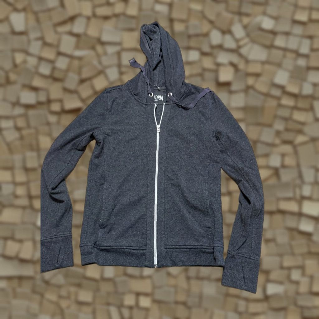 Victoria's Secret Victoria's Secret Victoria Sport Hoodie Women XS Gray Full Zip Sweatshirt Free Return Mens? Size XS / US 0-2 / IT 36-38 - 1 Thumbnail