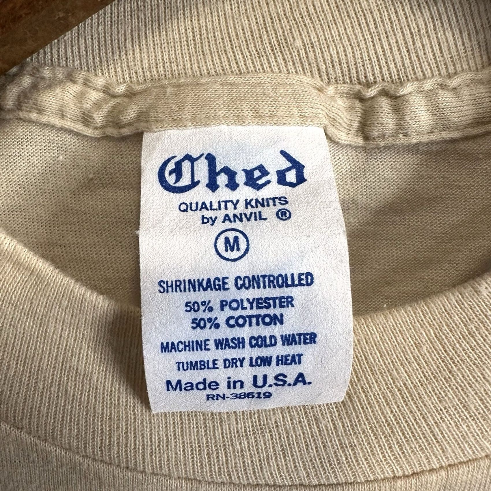 Anvil VINTAGE 1985 Jose Cuervo Hummingbird T Shirt Anvil 80s USA Beer Liqour Logo Men M Beige Short Sleeve Crew Neck Cotton Polyester Knit NOS Made In USA Size US M / EU 48-50 / 2 - 4 Thumbnail