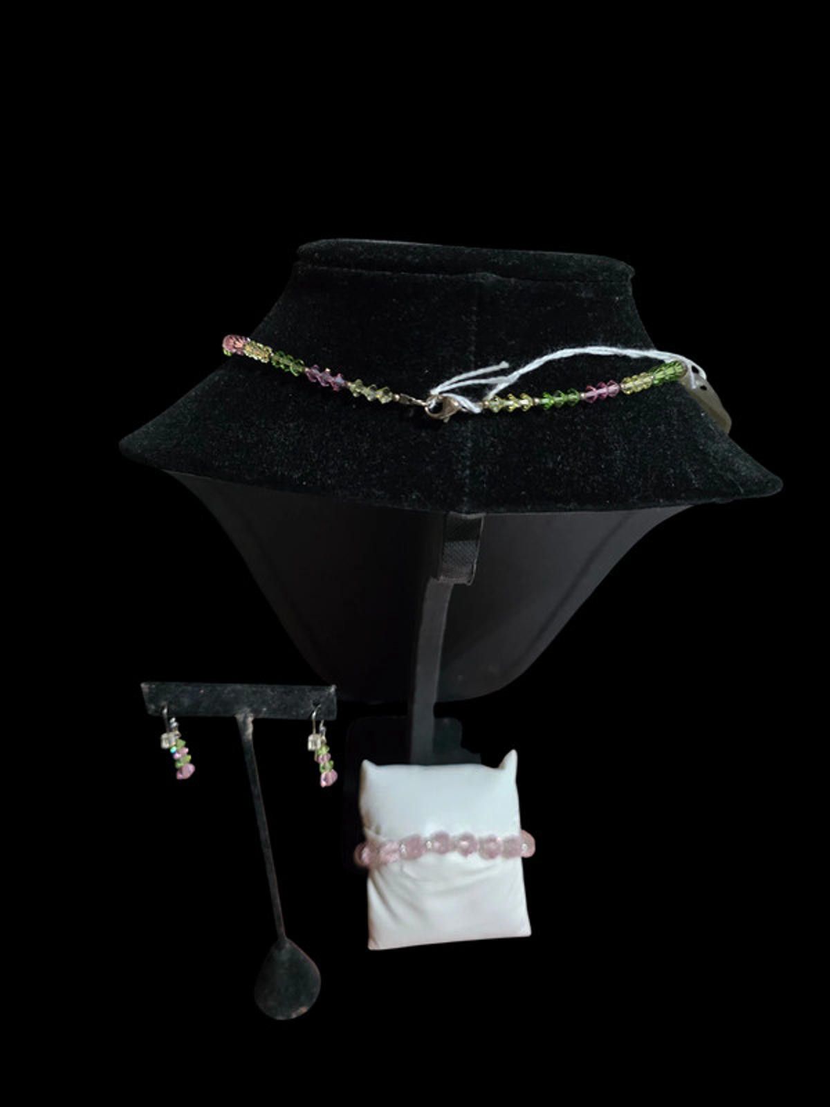 JET SET Handmade Green & Pink Necklace, Earrings & Bracelet Set Size ONE SIZE - 2 Thumbnail