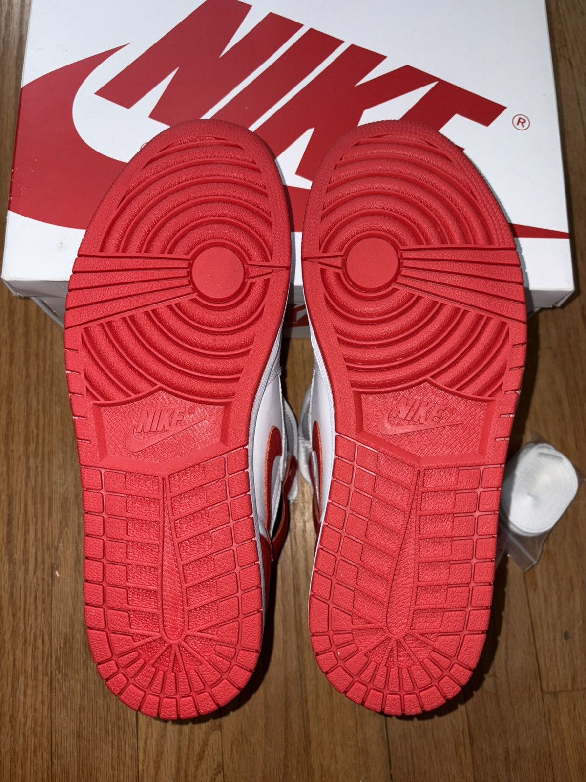 Jordan Brand × Nike Air Jordan 1 Retro High OG Heritage Size US 11.5 / EU 44-45 - 3 Thumbnail