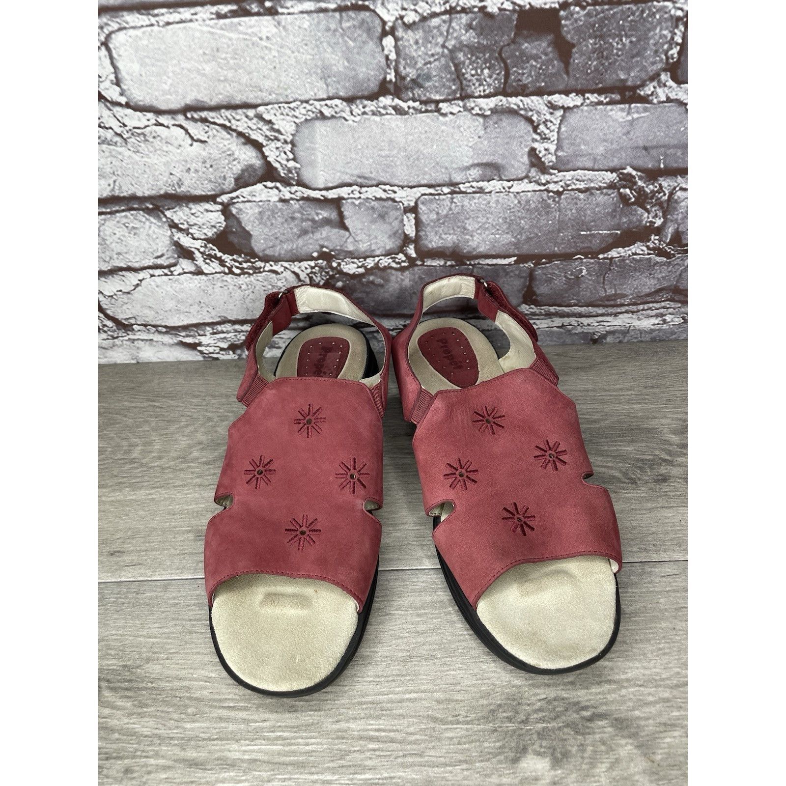 Propper Propet Pink Suede Leather Floral Casual Comfort Sandals Wome Size US 8.5 / IT 38.5 - 3 Thumbnail