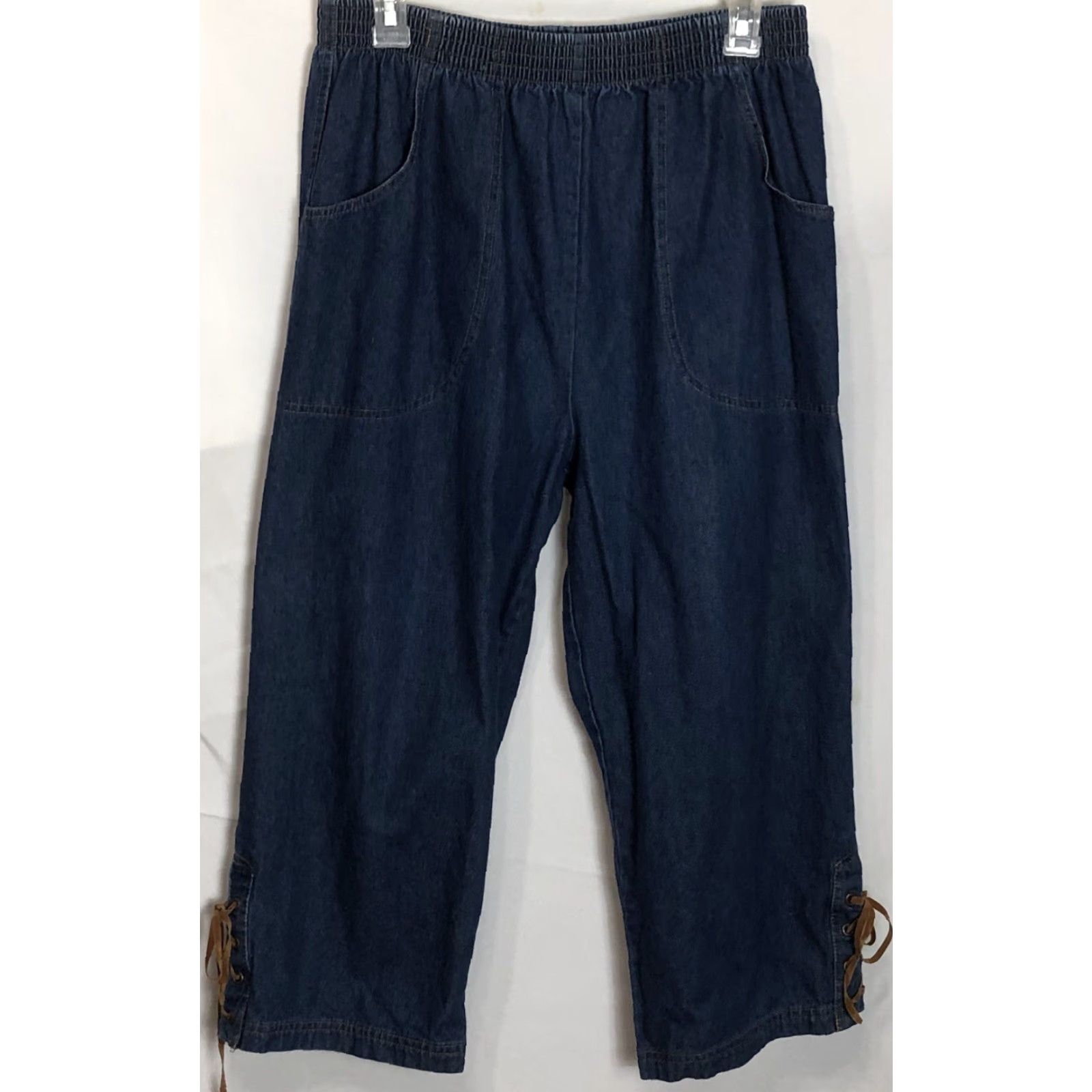 Haband Haband Cropped Capri Pants 14 Blue Denim 29"W Western Capri Pants Women Adult Regular 29 Inseam 21" Flat Front Pockets Casual Capris Size 36" / US 14 / IT 50 - 6 Thumbnail