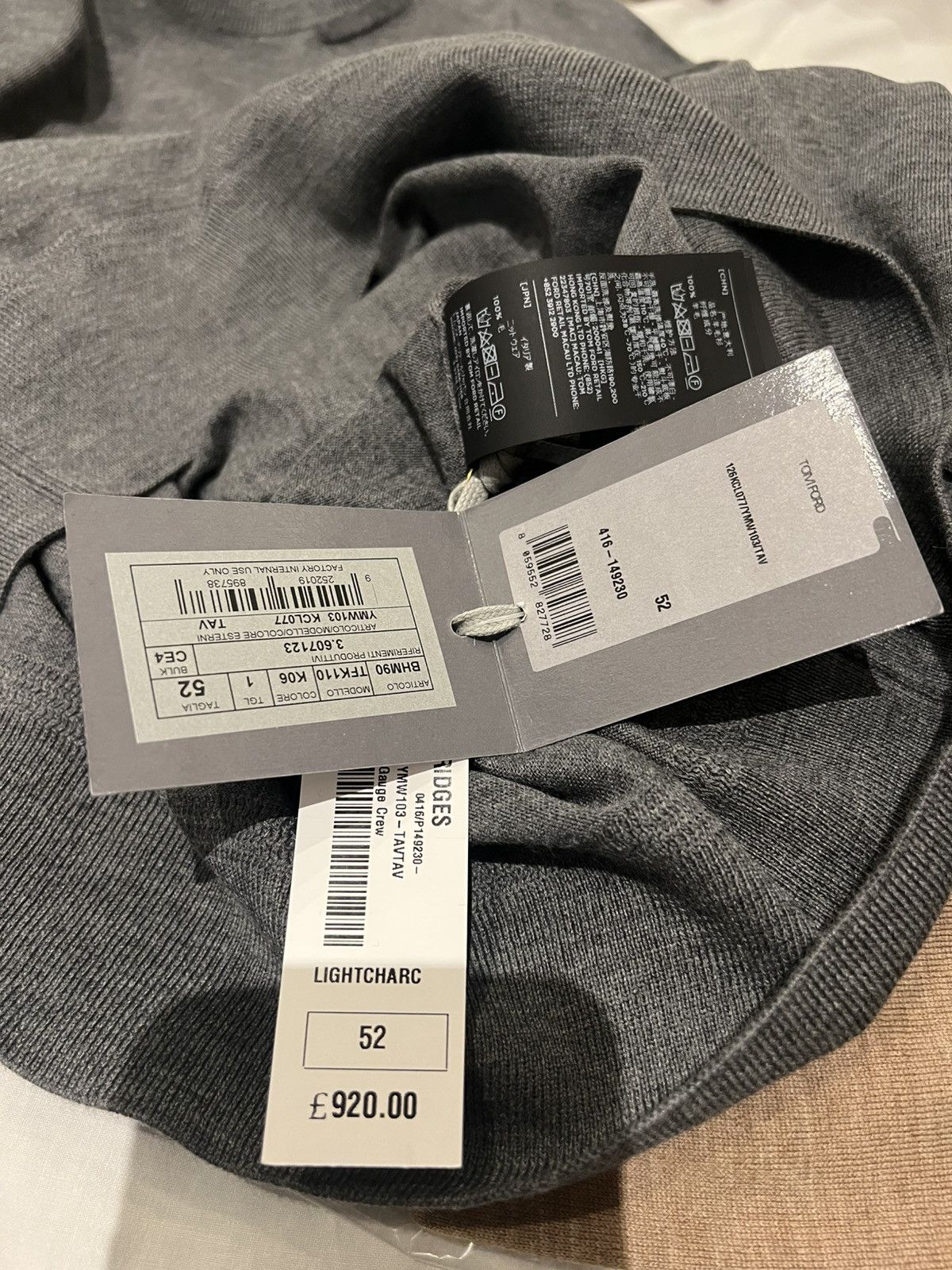 TOM FORD FINE GAUGE MERINO CREWNECK COLOUR CHARCOAL GREY 52