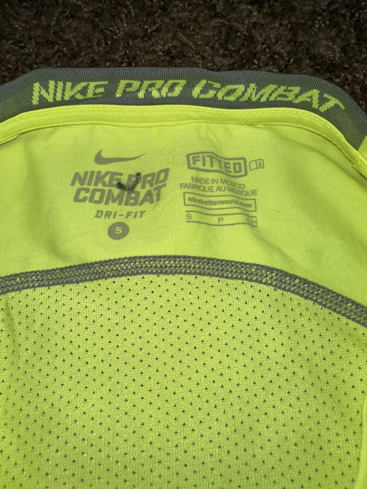 Nike Nike Men's Pro Combat Fitted Athletic 2.0 Volt Shirt Size US S / EU 44-46 / 1 - 4 Thumbnail