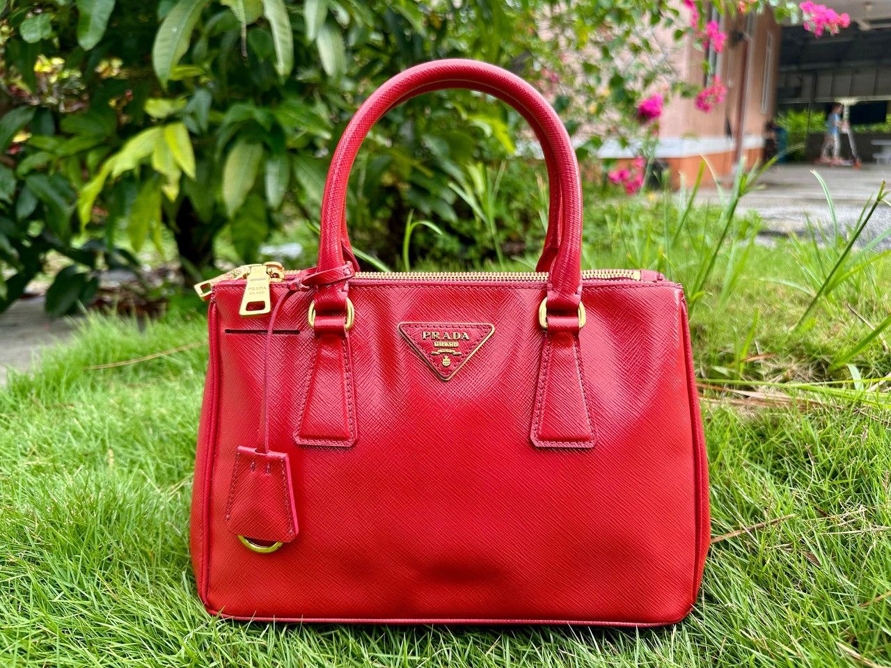 Authentic Prada Saffiano Lux Small Galleria Double Zip Fuoco