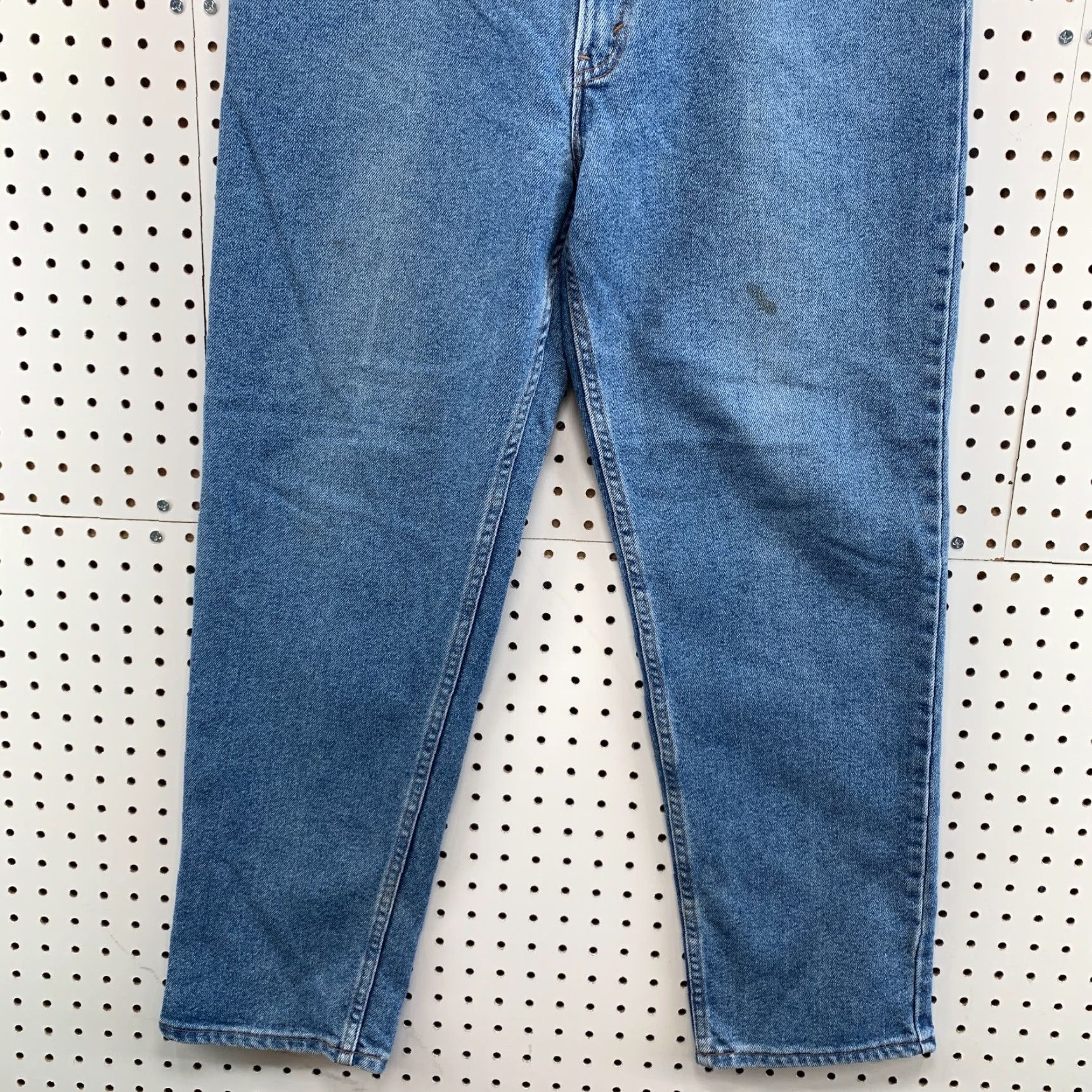 Levi's VINTAGE Levi's Jeans Mens 36x29 Denim Tapered USA Brown Tab 90s Signature Fits 34x28 Clothing Size US 36 / EU 52 - 5 Thumbnail