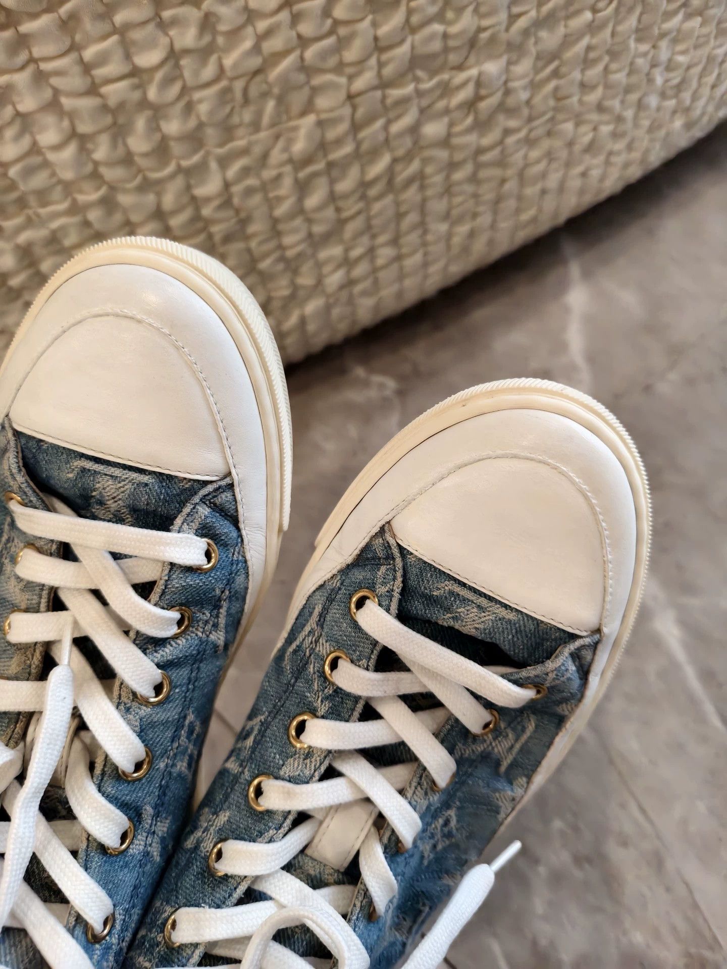 Louis Vuitton LV Denim High-Top Sneakers Size 37 (Fits 37.5) Pre-owned Size US 7 / IT 37 - 5 Thumbnail
