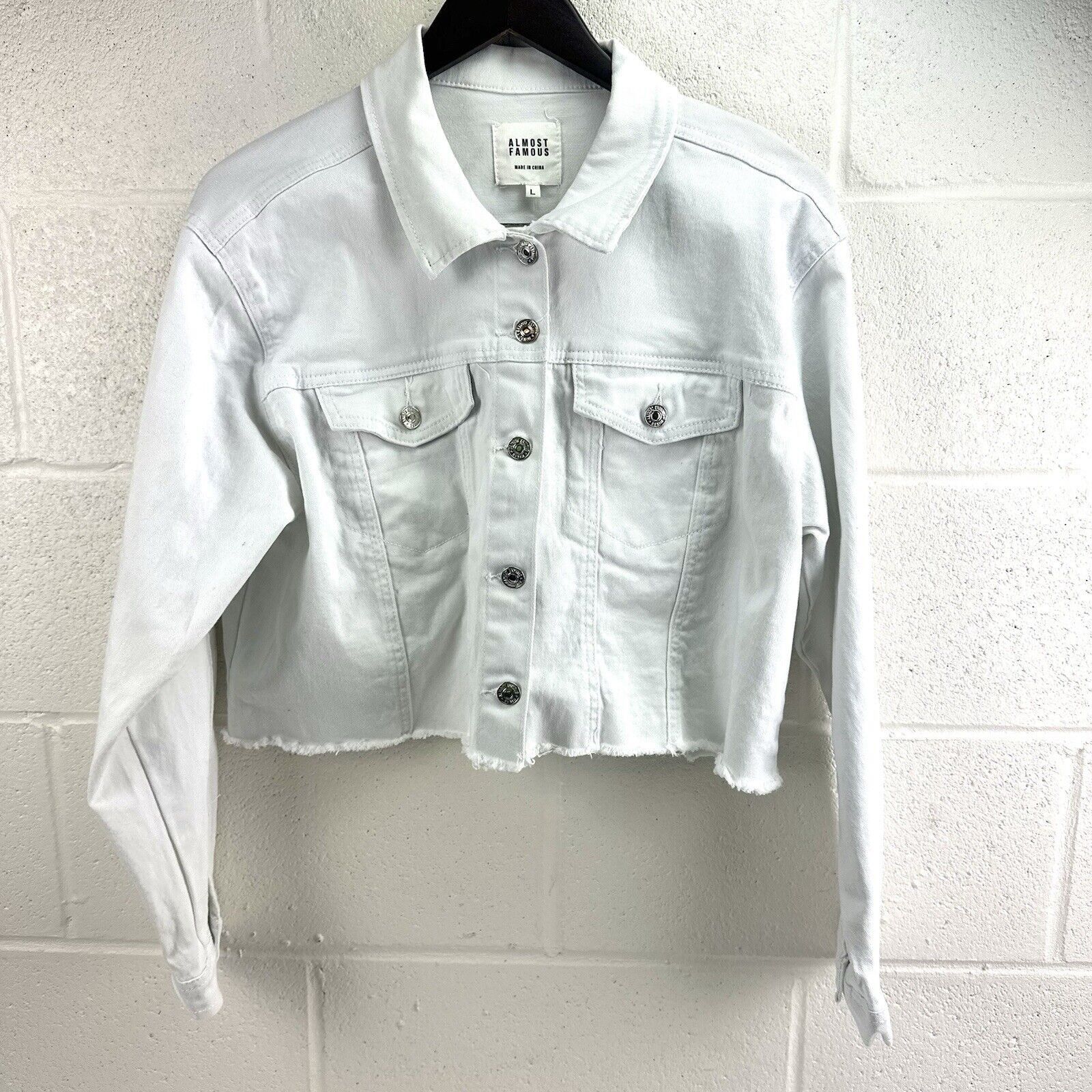 Almost Famous Almost Famous Womens WHITE Button Up Jean Denim Jacket, Sz L Size L / US 10 / IT 46 - 1 Thumbnail
