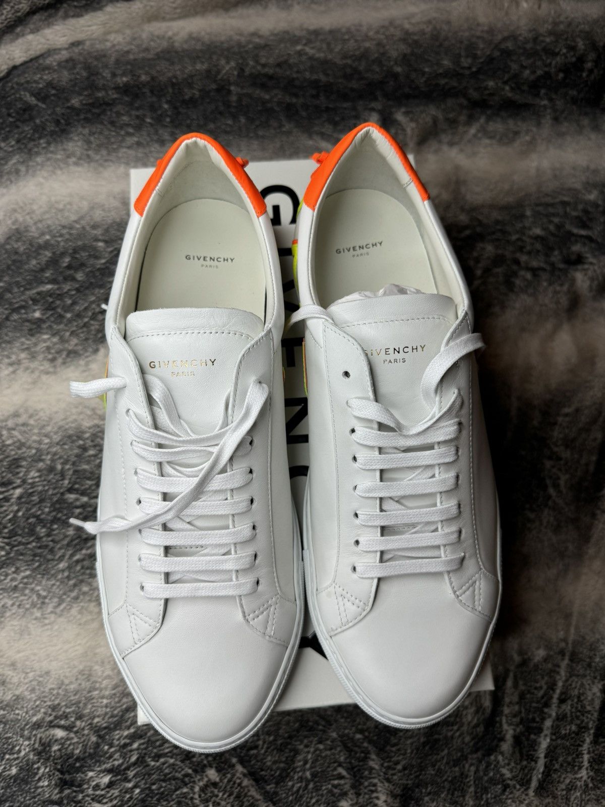 Givenchy Givenchy Paris Urban Street Sneaker Size US 11 / EU 44 - 6 Thumbnail