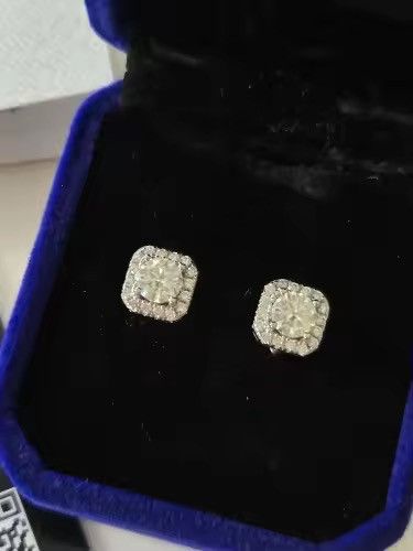 Jewelry Luxury 0.5 CTW Moissanite Stud Earrings | S925 Sterling Silv Size ONE SIZE - 3 Thumbnail
