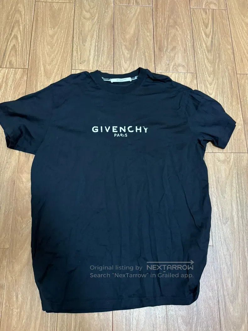 Givenchy Givenchy Short Sleeve Size US S / EU 44-46 / 1 - 1 Thumbnail