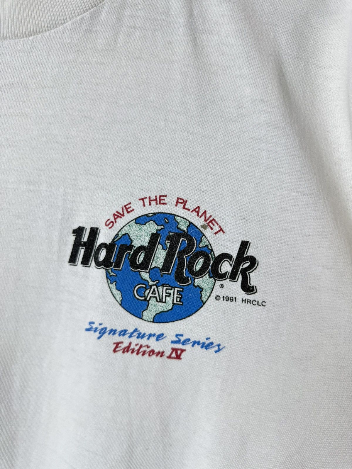 Hard Rock Cafe Vintage 1991 Hard Rock Cafe AIDS AWARENESS T Shirt Size US M / EU 48-50 / 2 - 4 Thumbnail
